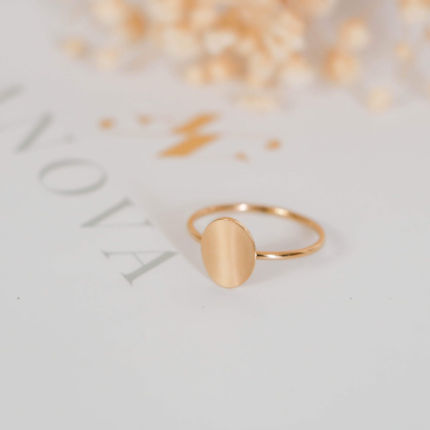 Love Gestures Oval Ring